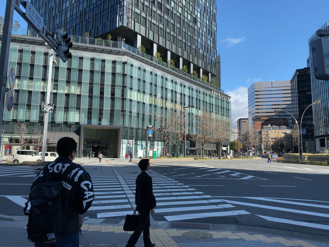 名古屋駅桜通口からポケットワークへの行き方② 信号を渡る