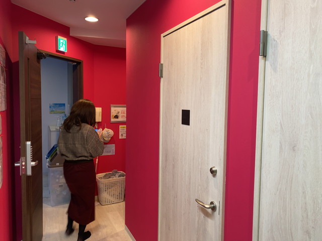 アスタリスク新宿店チャットルームの設備①