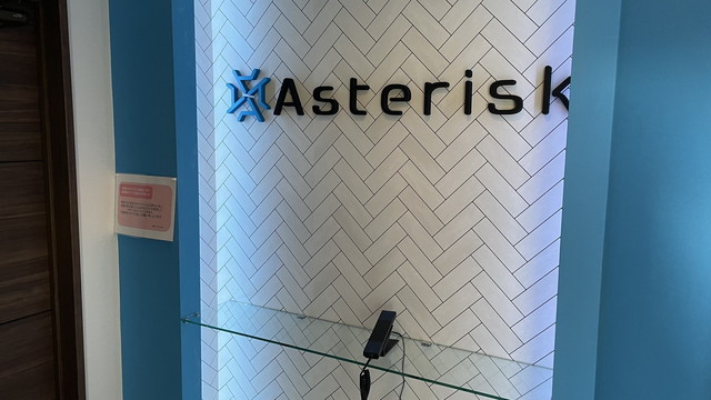 アスタリスク新宿店のエントランス電話
