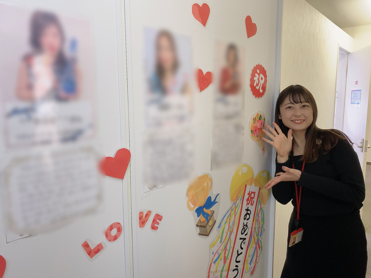 アスタリスク名古屋駅本店の表彰式トロフィーとチャットレディのコメント