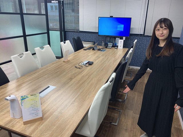 アスタリスク名古屋駅本店の事務所スペース（入って左側、面接エリア）